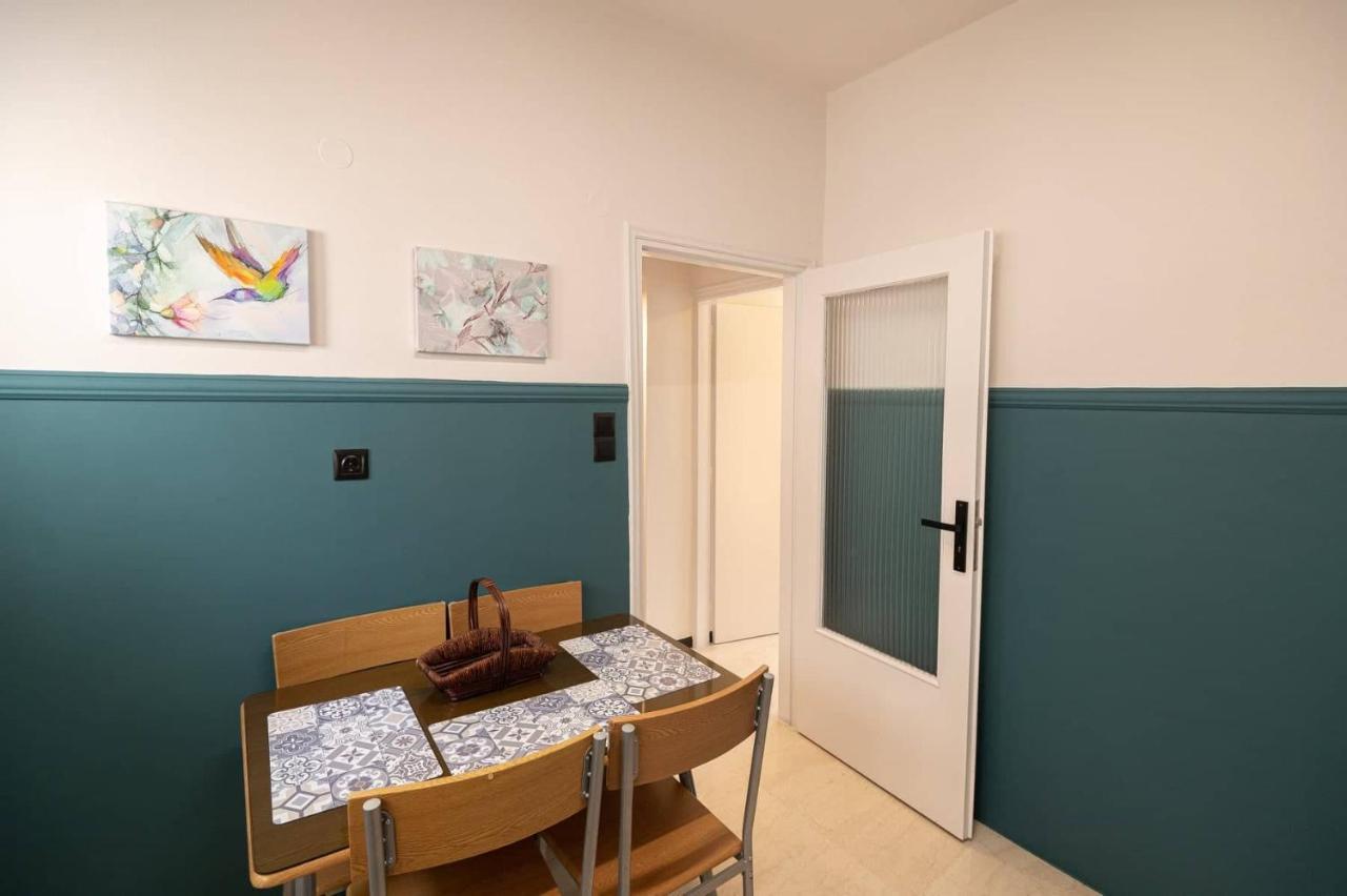 Kalamata Central Apartment Екстериор снимка